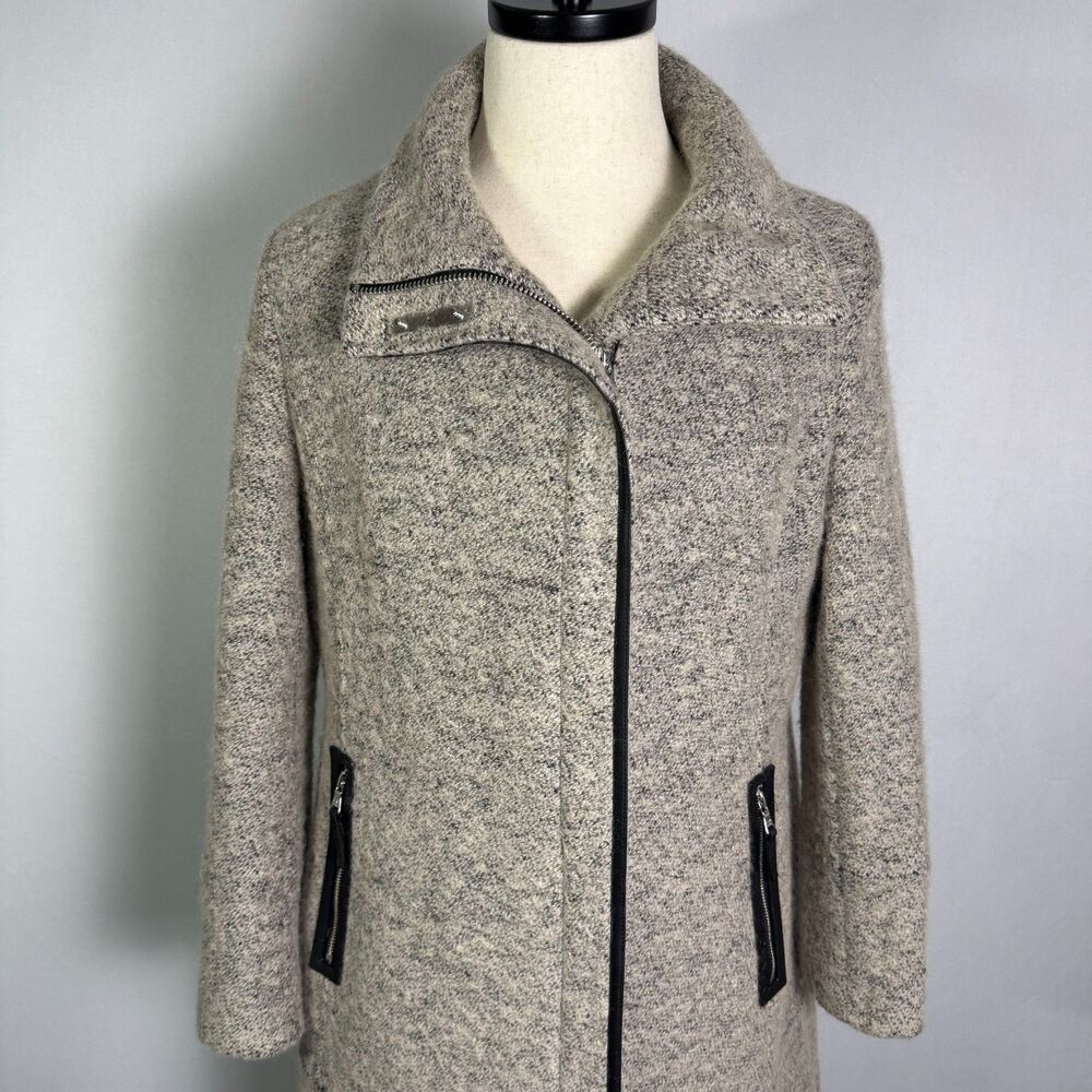 Calvin Klein Women's Wool Blend Long Boucle Coat Sz XL, Tan/Brown, Zips, Pockets - Picture 3 of 16